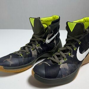 Nike Hyperdunk 2015 PRM basketball Camo Green Size 10.5